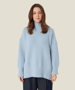 MaFrydah Pullover in Blue Fog