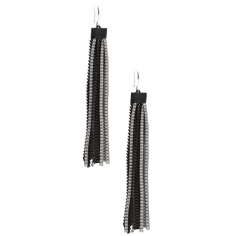 Esslip Earrings in Black & Silver